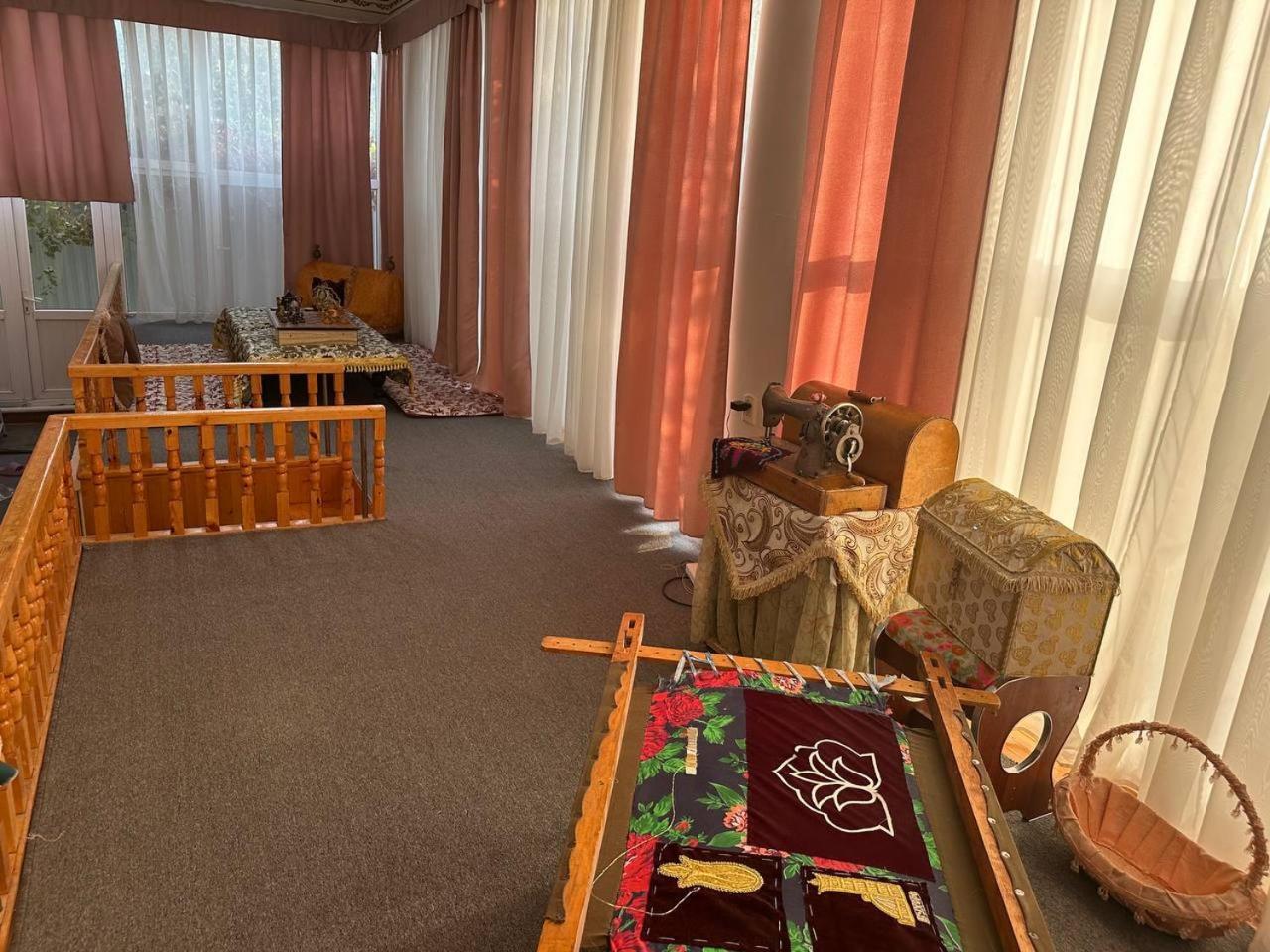 Shukrona Guest House Bukhara Eksteriør bilde